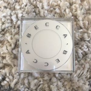 Becca Soft Light Blurring Powder Golden Hour